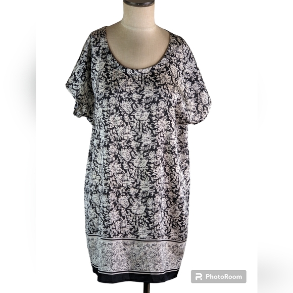 DKNYC Black White Floral Dress, M, EUC - Picture 1 of 4